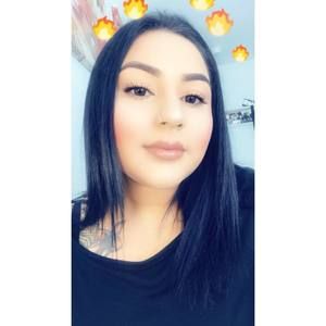 Meet your Posher, Alicia